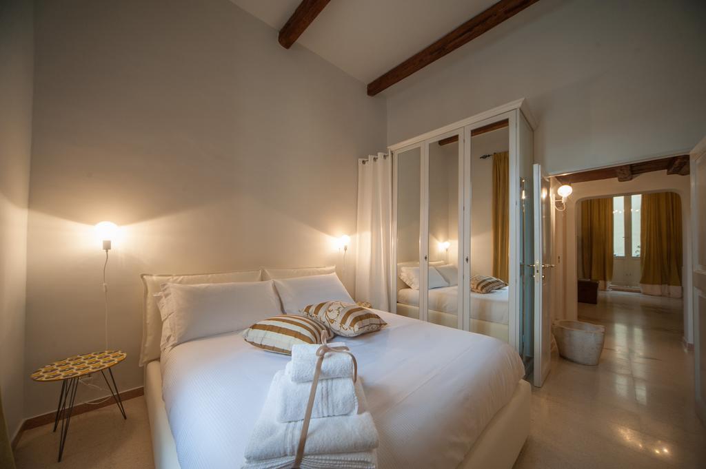 B&B Al Vico Трані Екстер'єр фото